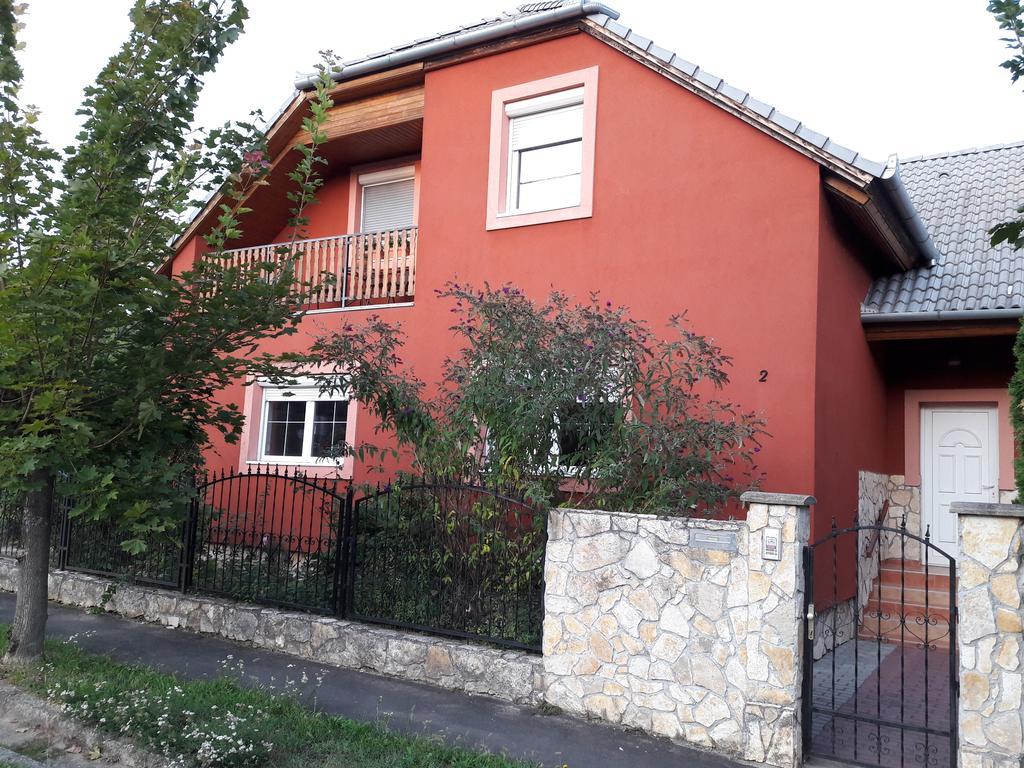 Zala Holiday Apartman Keszthely Extérieur photo